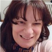 Je souhaite aider dans leur scolarité des enfants et des jeunes en les épanouissant grâce à mes qualités relationnelles et professionnelles ainsi que ma pédagogie qui est assez ludique.